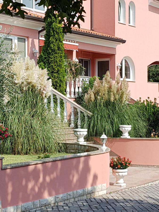Villa Chiara Krnica Exterior photo